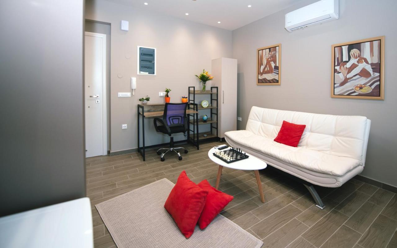 Calma Apartment Rhodes City ภายนอก รูปภาพ
